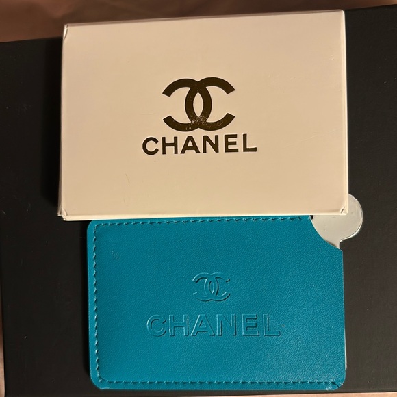 π³ πͺπ³ CHANEL CARD CASE WITH MIRROR π³πͺπ³ NWOT πͺπ³πͺ - Picture 10 of 16